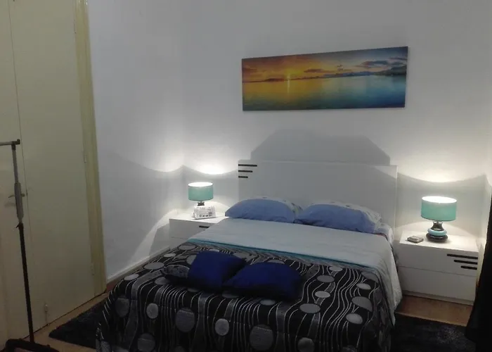 Casa De Avelino Al Нордешти